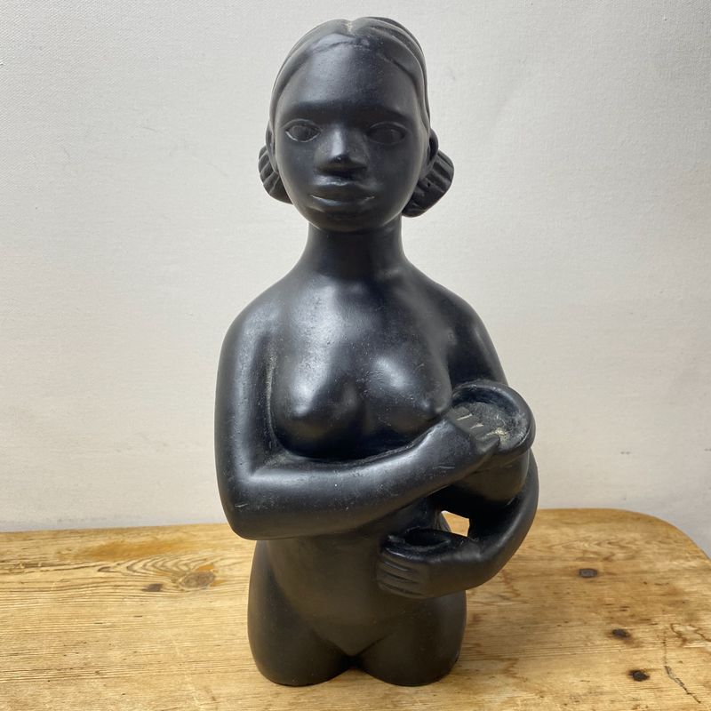 Gipsfigur, afrikansk kvinne