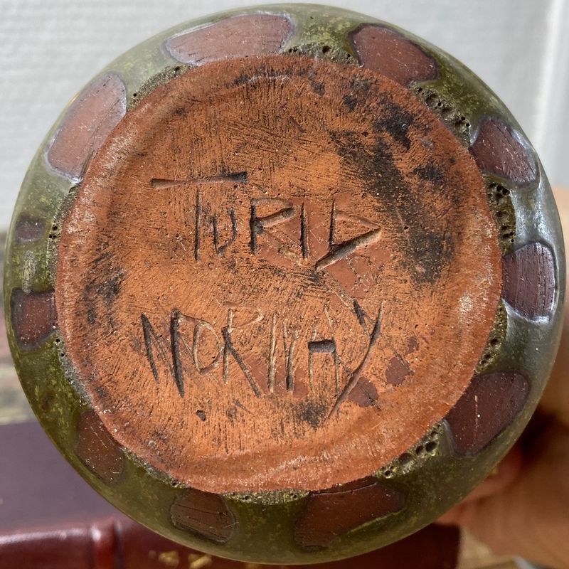 Turid Mjelde, grønn vase