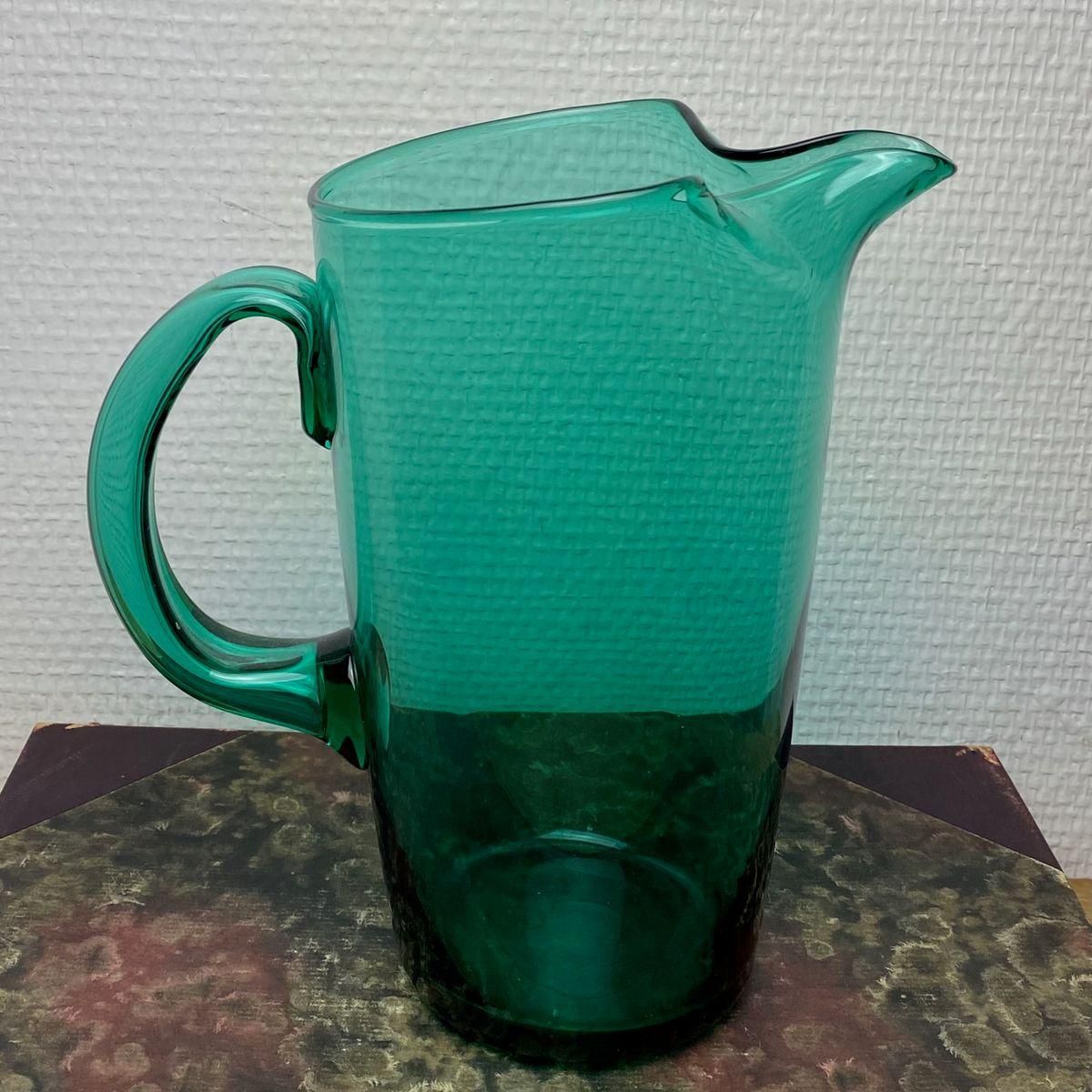 Truls, grønn mugge, 20,5 cm høy